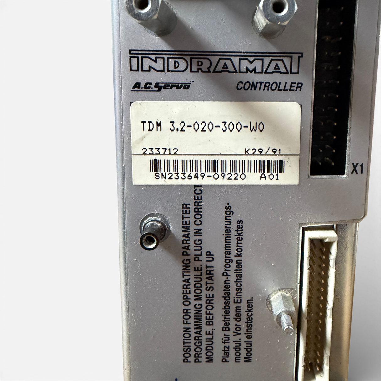 Indramat AC Servo Controller TDM 3.2 020 300 W0 Art Nr TDM 3.2 020 300 W0 (servo drive, controller) aus IMA