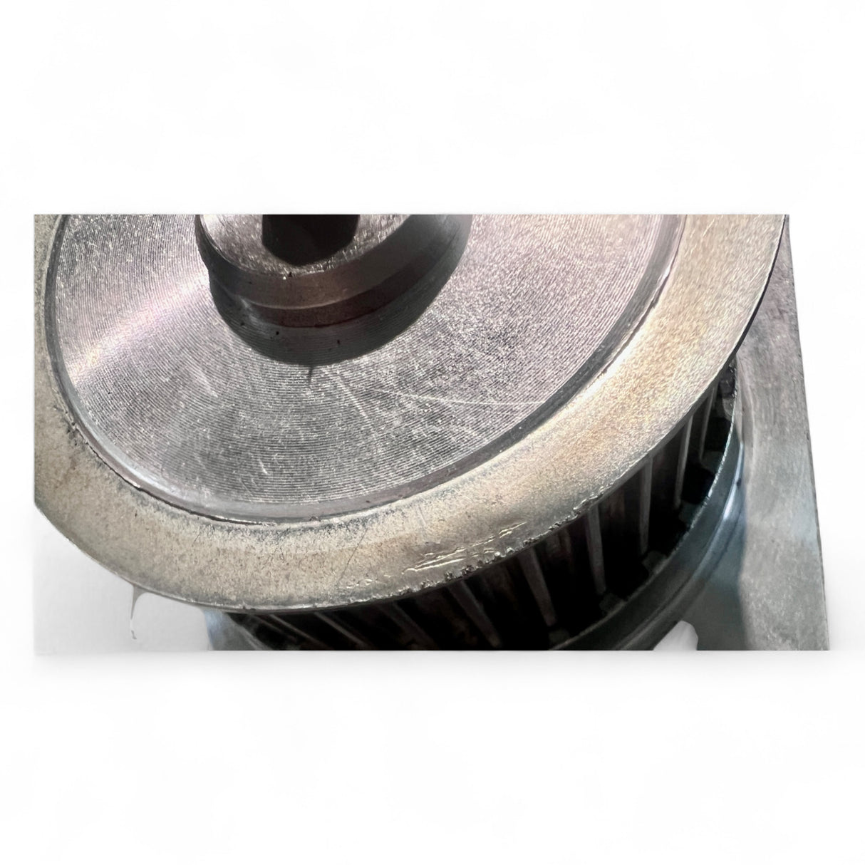 HOMAG Rexroth Indramat Servomotor MKD071B-061-KP1-KN, Homag-Nr. 4075010548 – Z-Achse (BOF 41) – mit Zahnriemenscheibe