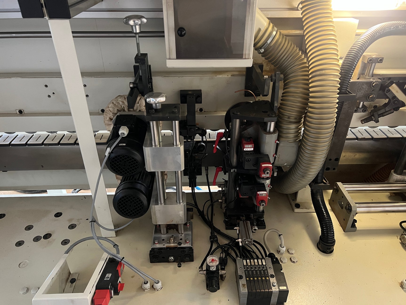 IMA Kantenanleimmaschine Advantage 60 – Ansicht 14