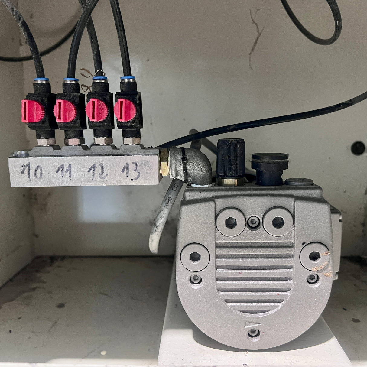 IMA HKA Hand-Kantenanleimmaschine Art.-Nr. HKA2001 – Ansicht 11