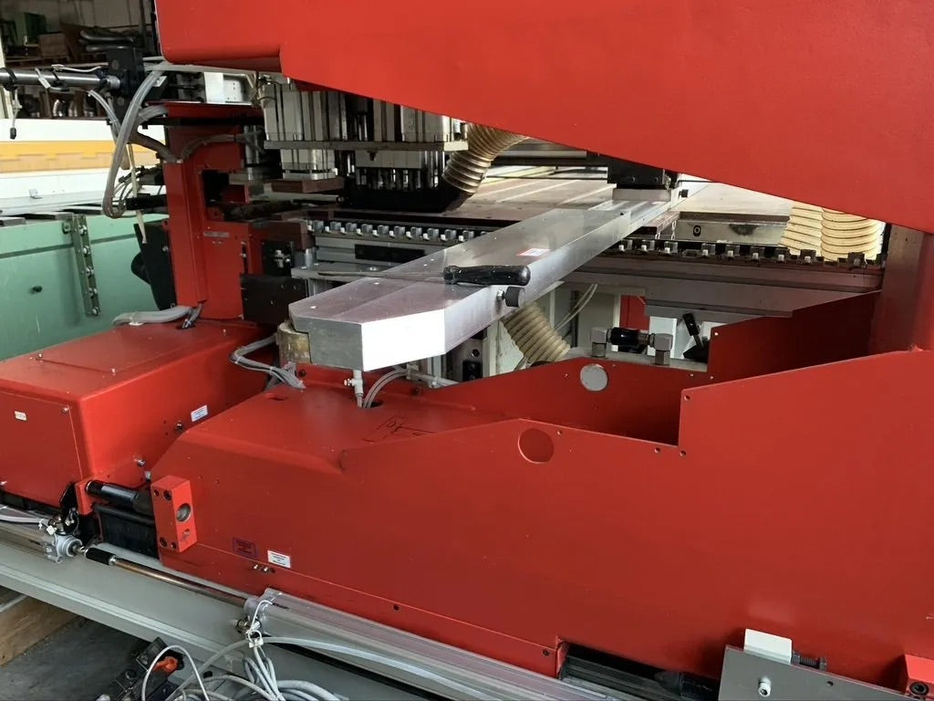 PRIESS & HORSTMANN BAT CNC Bohr und Einpressmaschine Türenfertigung Beschlagbohrmaschine – Ansicht 3