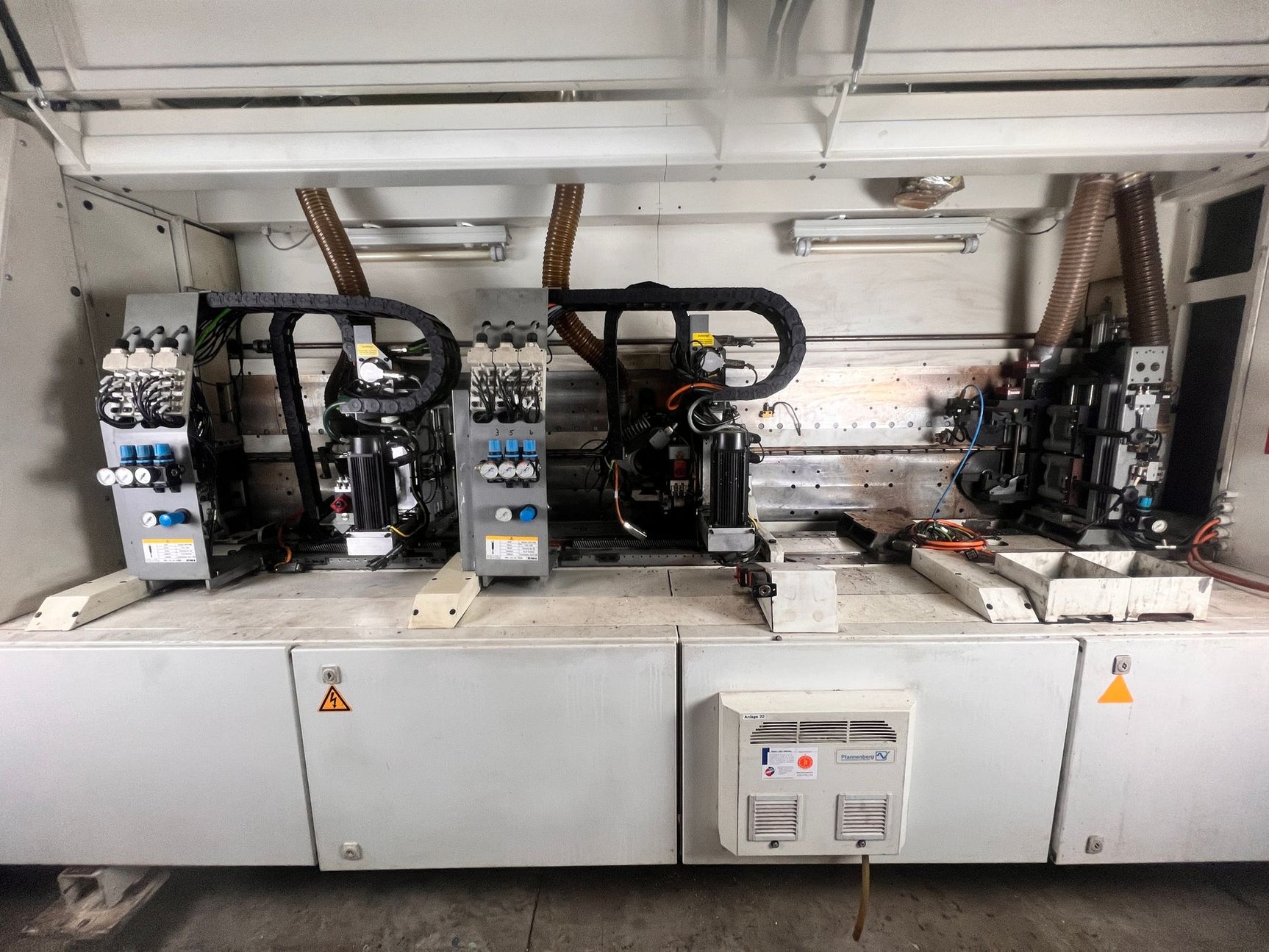 IMA Novimat Concept /I/G/80/650/R3 Kantenanleimmaschine – Ansicht 11