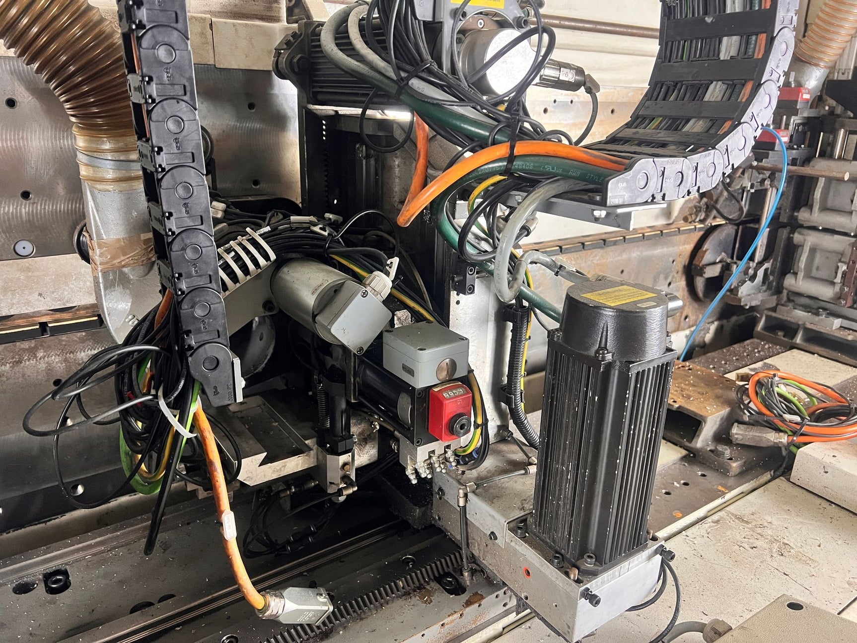 IMA Novimat Concept /I/G/80/650/R3 Kantenanleimmaschine – Ansicht 18