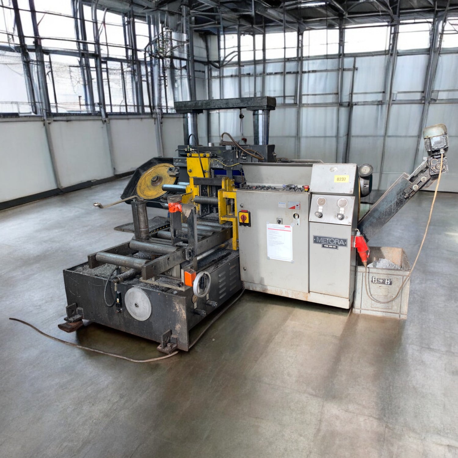 Bandsäge Metall Horizontal METORA Typ VMB 305 DS – Ansicht 5