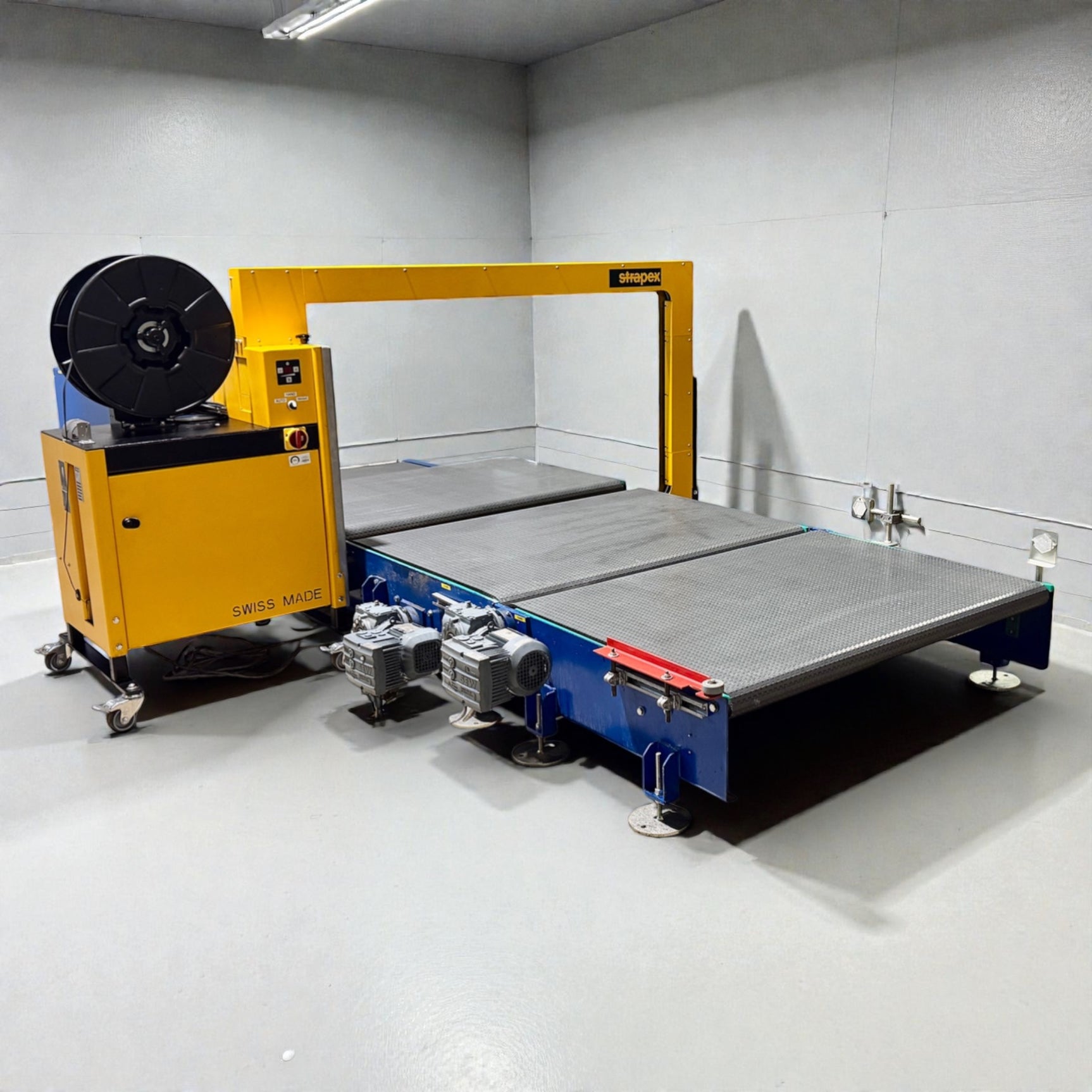 Strapex SMG 65 automatische Umreifungsanlage mit Fördertechnik und modularen Gliederbandförderanlage – Ansicht 8