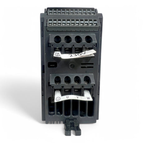 Siemens MICROMASTER Vector 6SE3213-6CA40 Frequenzumrichter – Ansicht 2