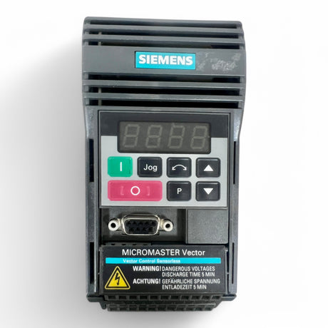 Siemens MICROMASTER Vector 6SE3213-6CA40 Frequenzumrichter