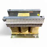 Siemens Autotransformator 4AP2595 0AS60 8A 3 kVA – 400 bis 600 V Eingang – 209 bis 231 V Ausgang – Ansicht 3